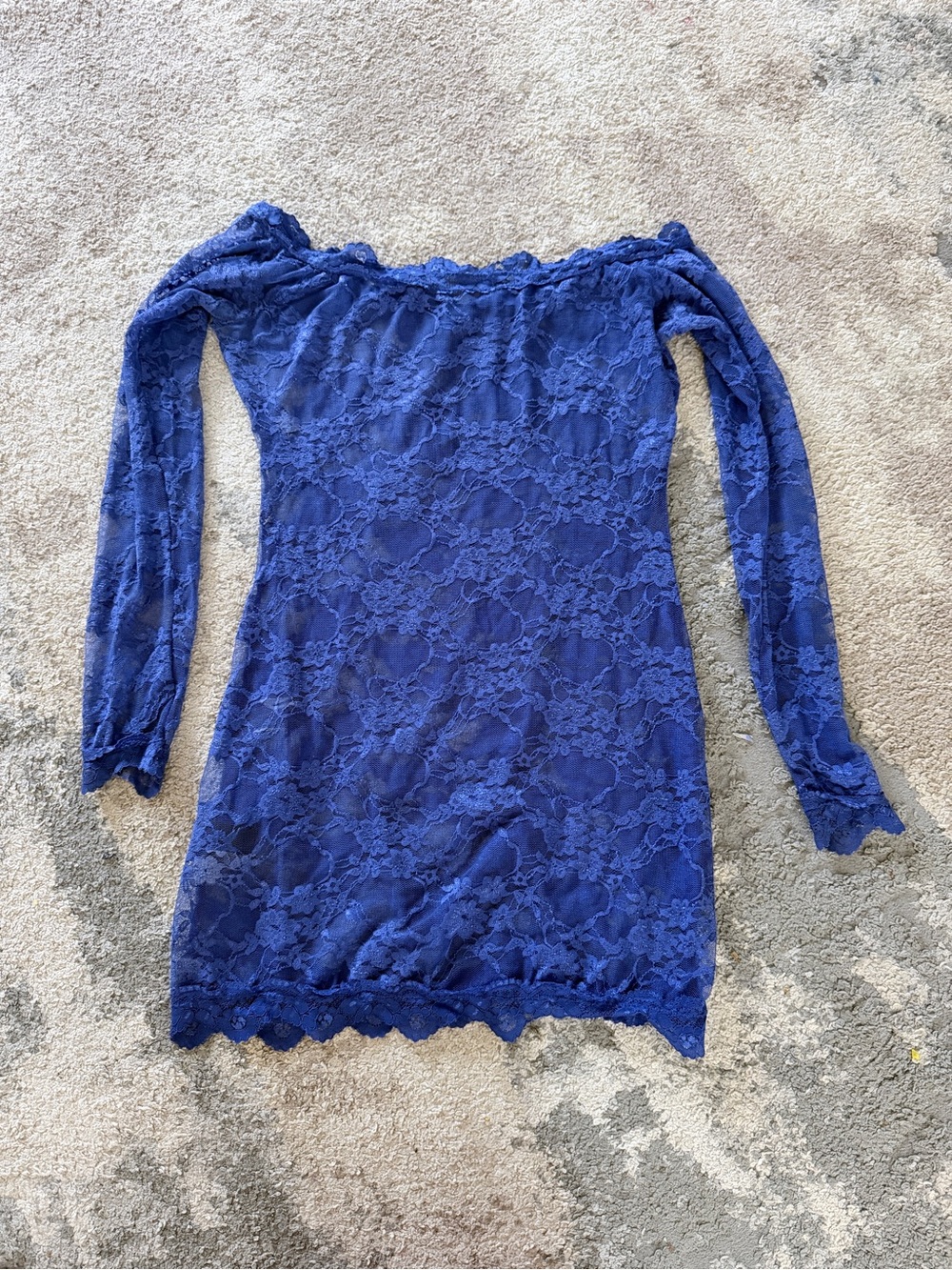 M/L Lingerlove Off-Shoulder Lace Long-Sleeve Top in Royal Blue